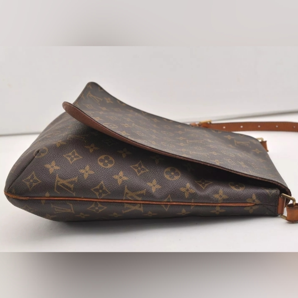 Vintage LOUIS VUITTON MUSSET Y2K Crossbody Shoulder Handbag Purse - Picture 7 of 16